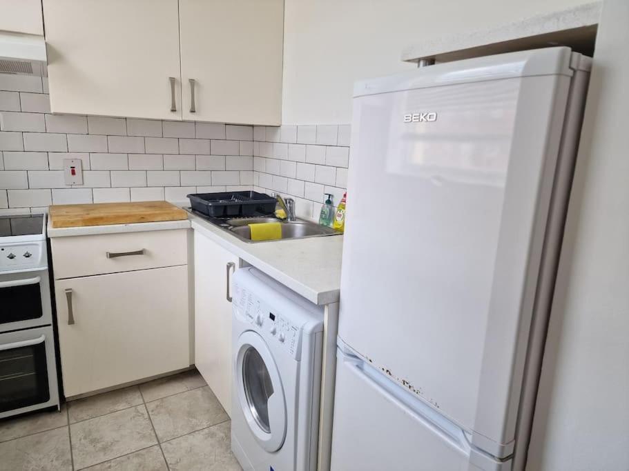 Snow White Beauty. Appartement Dublin Buitenkant foto